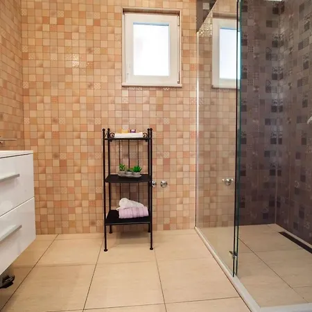 8910 Comfortable Holiday home Makarska