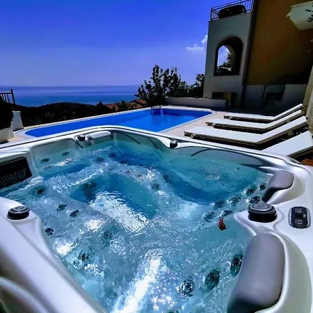 בית נופש 8910 Comfortable מאקרסקה